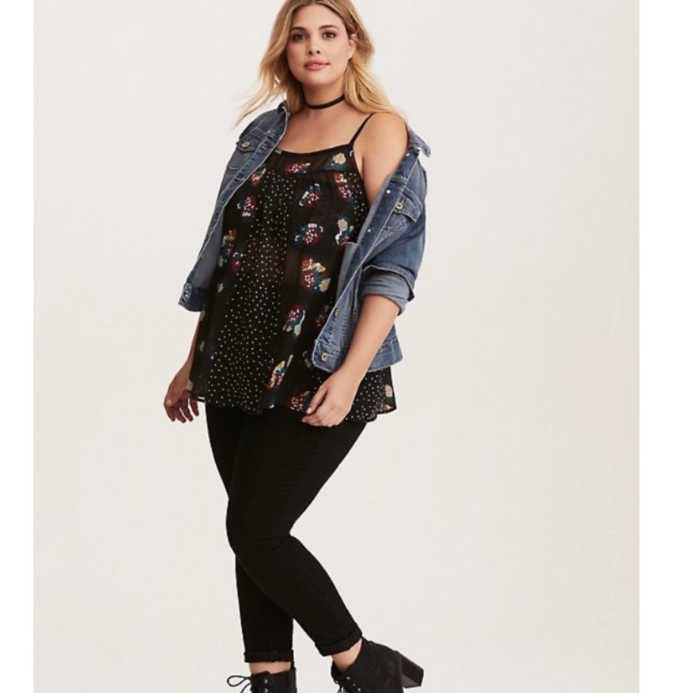 Torrid NWT mixed floral & dot print chiffon cami